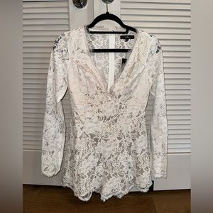 White Lulu’s lace romper - Brand New - perfect condition.